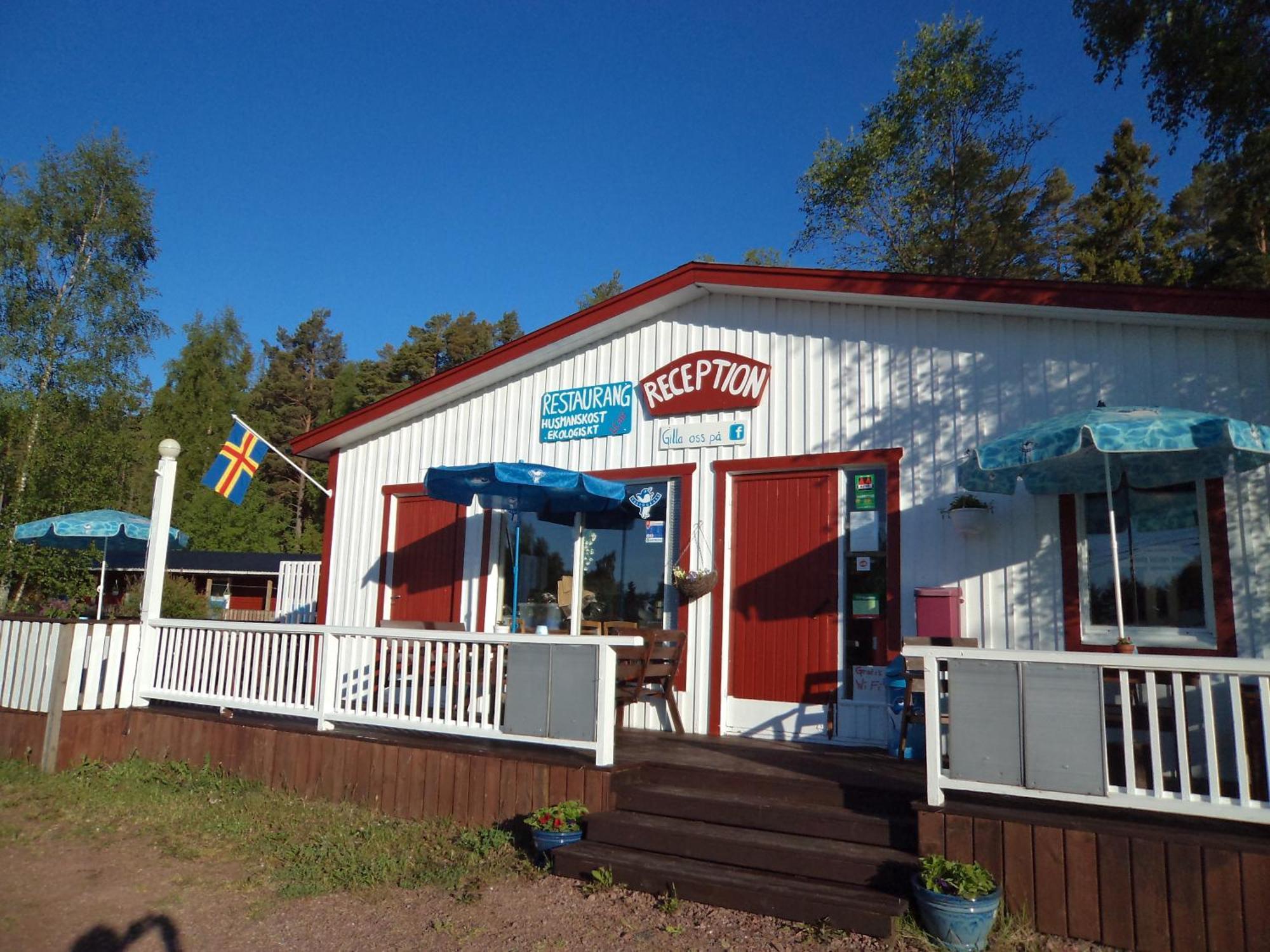 Soederhagen Camping Och Gaesthem Eckero Bagian luar foto